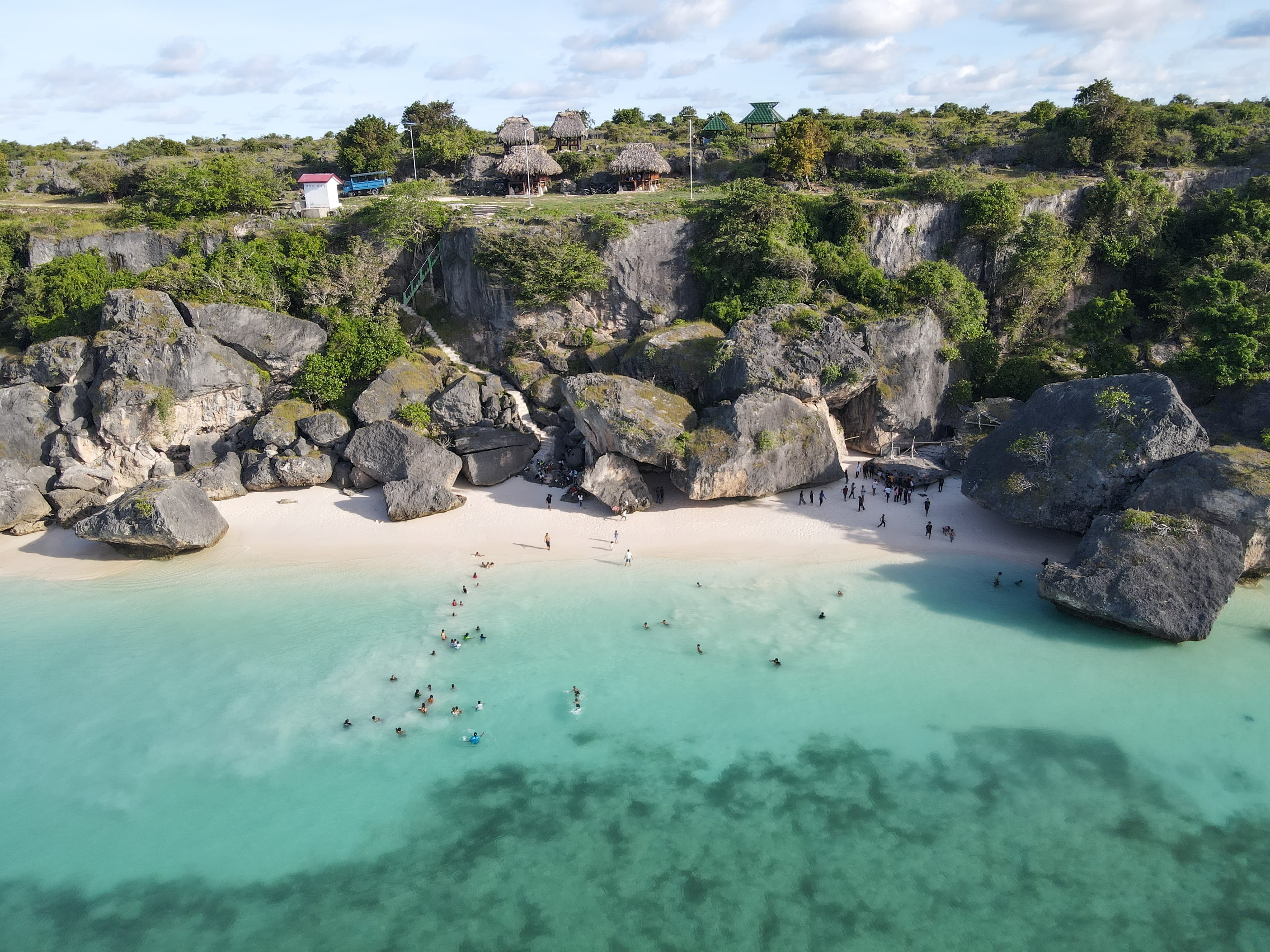 Pantai Langa Ae